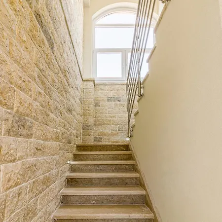Villa Tina *