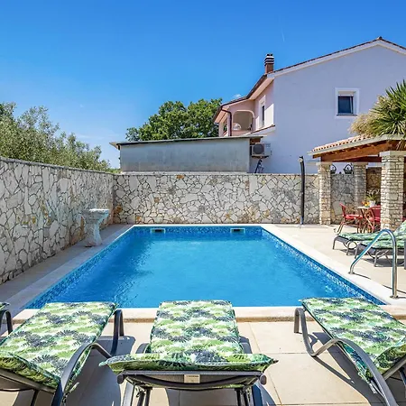Villa Tina *
