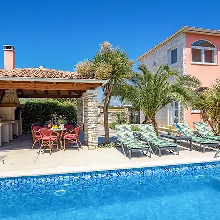 Villa Tina Sisan